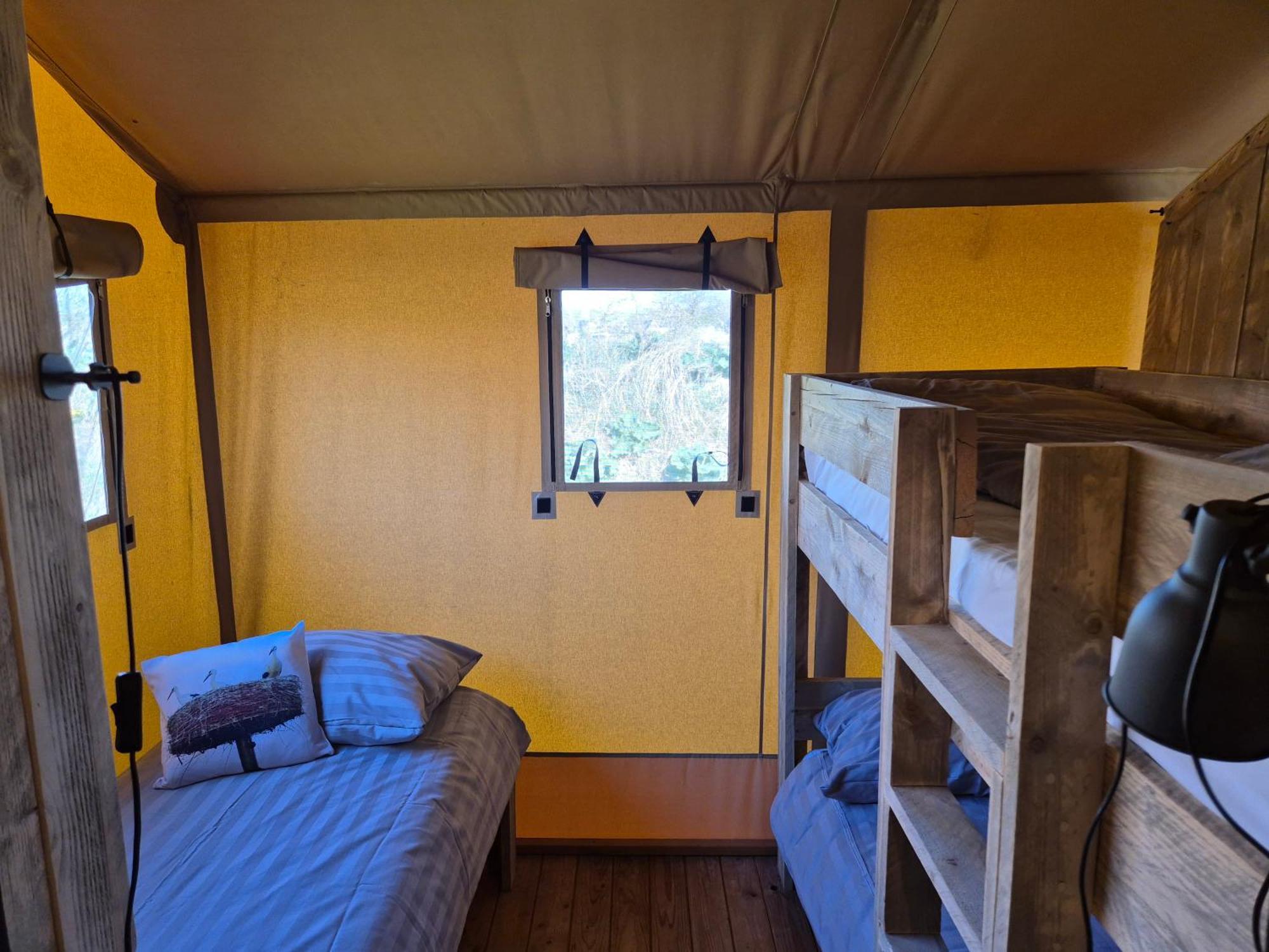 De Hazelaarshof Luxe Glampingtent Bij Natuurgebied De Millingerwaard Kekerdom ภายนอก รูปภาพ